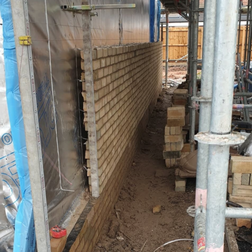 BT Engineering Top Clamp Adjoining Timber Clamp 150mm Cavity Image 5